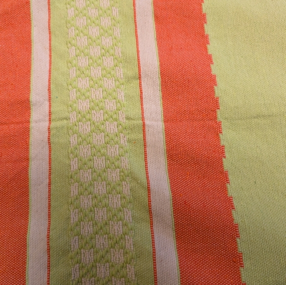 Tablecloth Made in Mexico - Picture 2 of 3